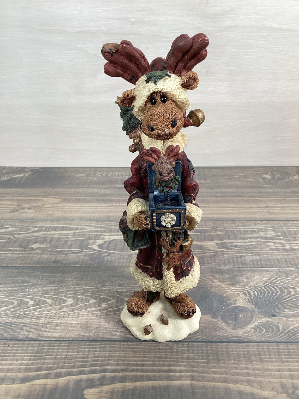 Boyds Bears 1997 "Montague Von Hindenmoose, Surprise" Style #2839